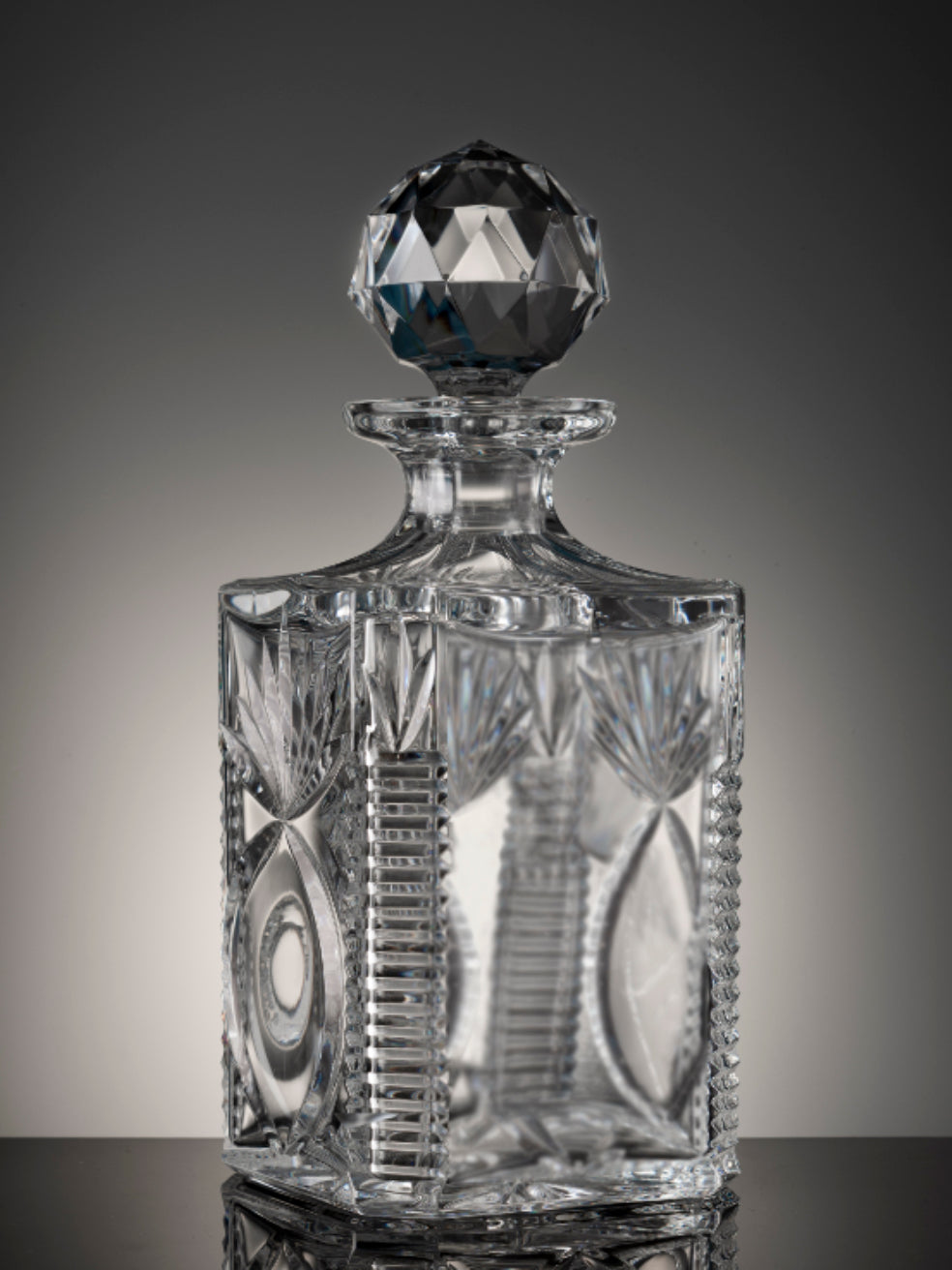 The Bothwell decanter is made with 30% lead crystal, is hand-cut and mouth-blown.