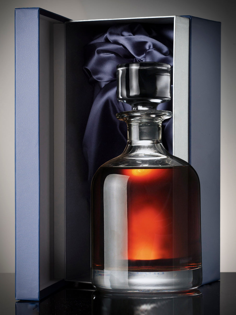 Iona Lead-Free Crystal Decanter in Presentation Box by Glencairn