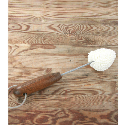 A brush designed specifically to clean  Glencairn glasses.