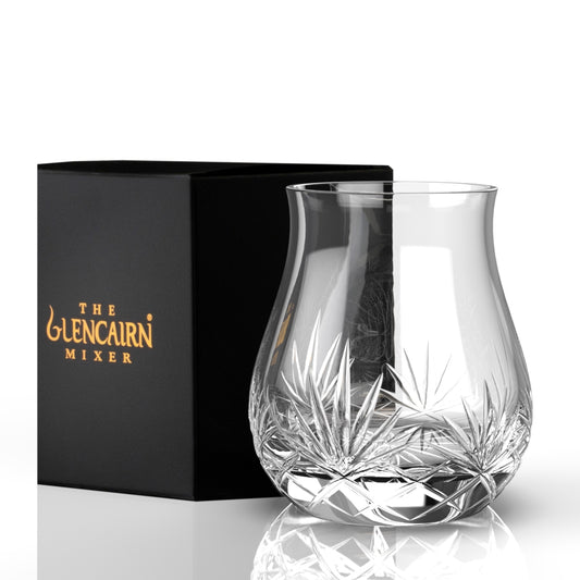 A mouth-blown and hand-cut Glencairn Mixer is the ultimate interpretation of the classic Glencairn Mixer glass - a multi-functional glass that can be used with a range of spirits, leaving enough room to add ice and garnish for enhancement.