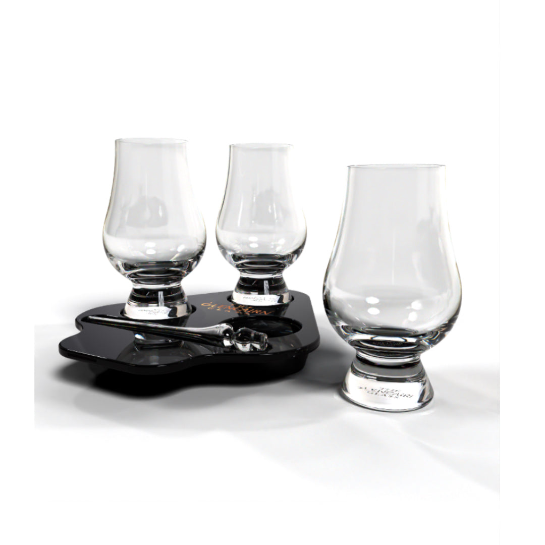 This set includes three Glencairn Whisky Glasses, one Pipette and a Flight Tray. Perfect for sharing a dram or two with a loved one or elevating your solo tasting sessions, this set is designed for both practicality and sophistication. 