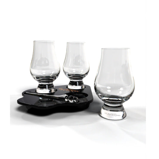 This set includes three Glencairn Whisky Glasses, one Pipette and a Flight Tray. Perfect for sharing a dram or two with a loved one or elevating your solo tasting sessions, this set is designed for both practicality and sophistication. 