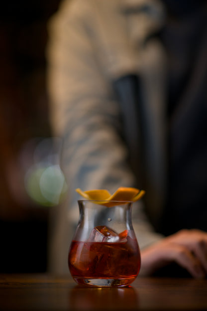 A multi-functional glass that can be used with a range of spirits, leaving enough room to add ice and garnish for enhancement.
