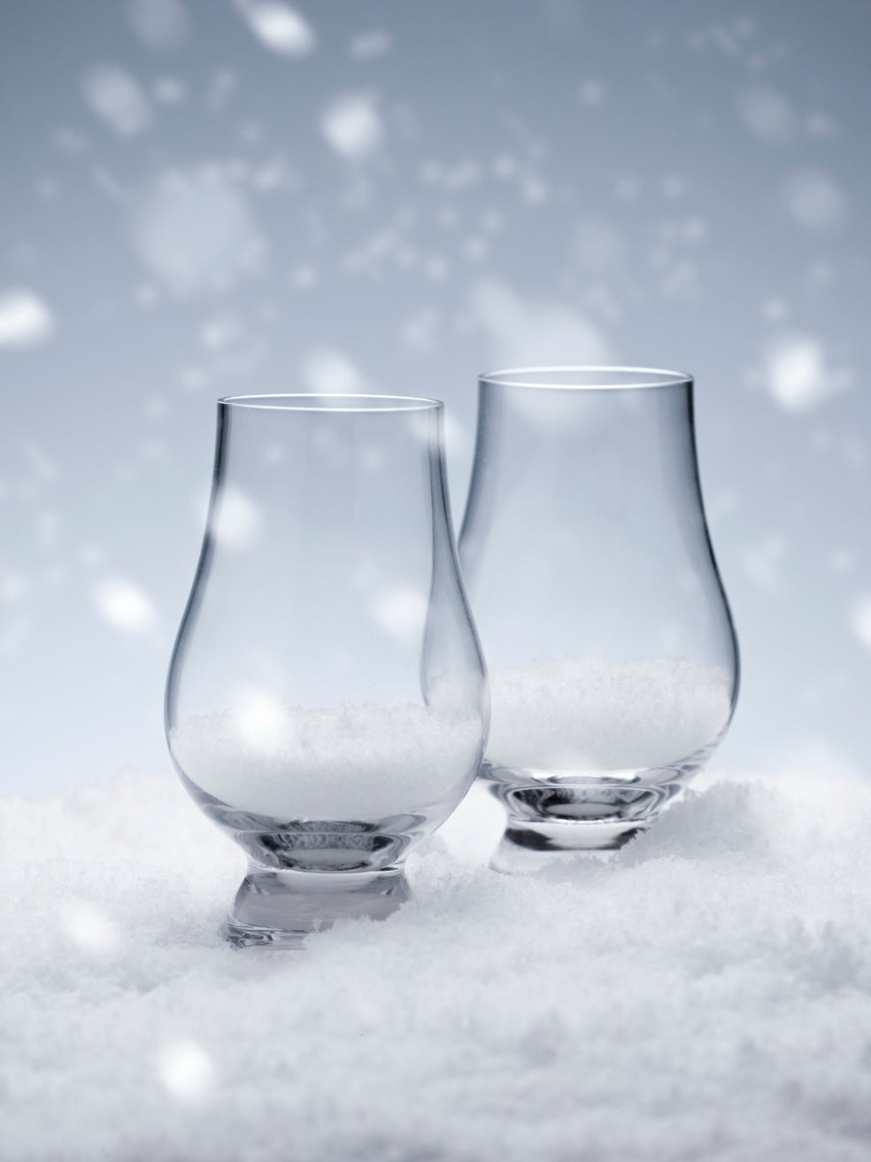 The Glencairn Whisky Glass is considered the definitive glass for whisky, ideal for both blenders and whisky lovers. 