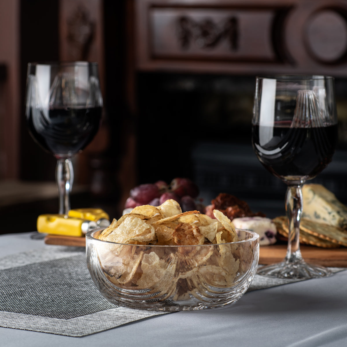 If you are in need of a beautiful wine goblet then look no further than the Montrose Wine Goblet. Our beautifully hand cut Montrose suite features sweeping cuts on the glassware inspired by the folds of the Scottish kilt.