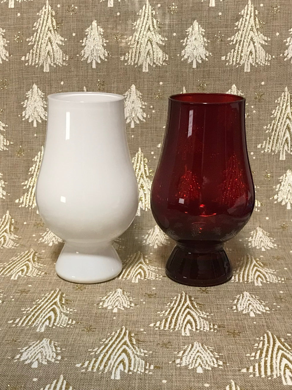 Festive candy can red and white Glencairn Whisky Glasses in presentation box.